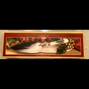 Spode Christmas Tree Cake Slice